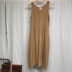 Me & Arrow, mid-tone brown dress with pockets, linen XS, made in LA USA